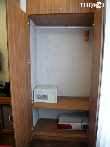 Hotel in Hanoi, Vietnam: Golden Moon Suite Hotel Review Hotel in Hanoi, Vietnam: Golden Moon Suite Hotel Review