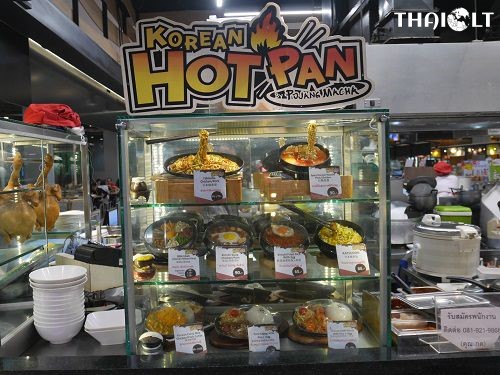 Food Court at Big C Rajdamri Supercenter