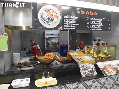 Food Court at Big C Rajdamri Supercenter