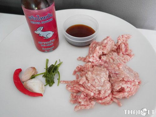 Easy to Bake Pork Toast (Khanompang Na Moo) : ขนมปังหน้าหมู Easy to Bake Pork Toast (Khanompang Na Moo) : ขนมปังหน้าหมู