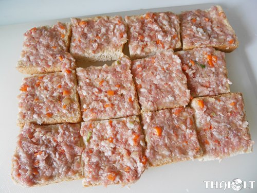 Easy to Bake Pork Toast (Khanompang Na Moo) : ขนมปังหน้าหมู Easy to Bake Pork Toast (Khanompang Na Moo) : ขนมปังหน้าหมู
