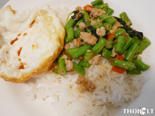 Pad Kra Pao Tua Fak Yaw (Holy Basil Stir-Fry with Yardlong beans) Pad Kra Pao Tua Fak Yaw (Holy Basil Stir-Fry with Yardlong beans)