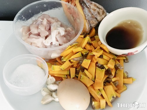 Stir-Fried Pumpkin with Egg Stir-Fried Pumpkin with Egg