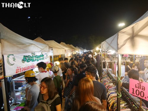 Chatuchak Green (JJ Green) naktinis turgus Bankoke Chatuchak Green (JJ Green) naktinis turgus Bankoke
