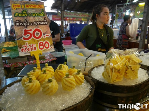 Švieži mažieji ananasai (Sapparot Phu Lae) Švieži mažieji ananasai (Sapparot Phu Lae)