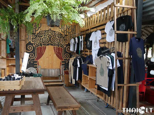 Khlong Lat Mayom Floating Market Khlong Lat Mayom Floating Market