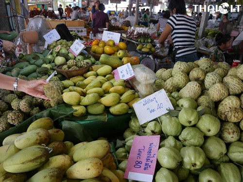 Khlong Lat Mayom Floating Market Khlong Lat Mayom Floating Market