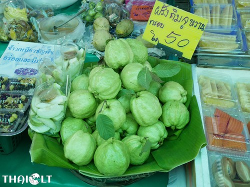 Guava (Fa-Rang) Guava (Fa-Rang)
