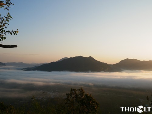 Phu Tok kalnas Čiang Khane, Loei Phu Tok kalnas Čiang Khane, Loei