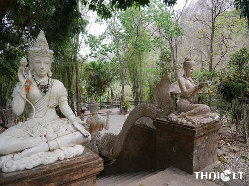 Wat Pha Lat Wat Pha Lat