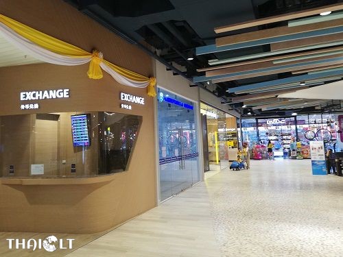 Currency Exchange Rates at Bluport Mall in Hua Hin