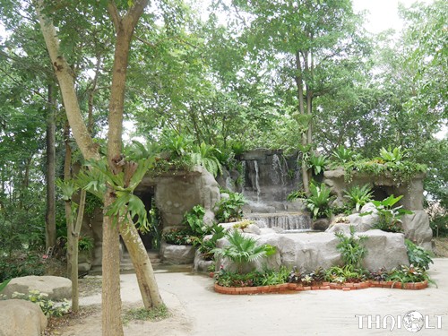 Wat Huay Mongkol 