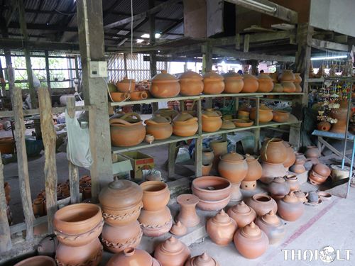 Pottery Village at Ko Kret
