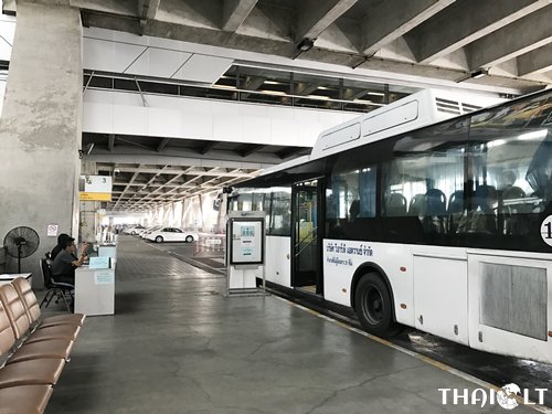 Free Shuttle Bus Suvarnabhumi (BKK) - Don Mueang (DMK) | THAI.LT